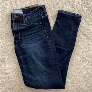 Abercrombie High-Waisted Dark Blue Skinny Jeans